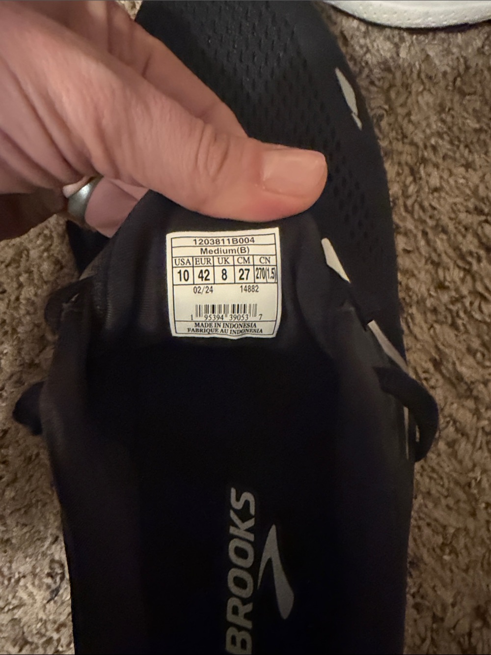 Brooks Adrenaline GTS 23 Women’s Running Shoes - Black and White - Picture 2 of 7